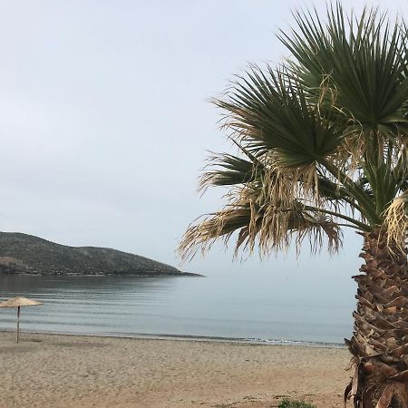 Cosy Studio 2 Minutes Walking From The Beach 아나비소스 외부 사진